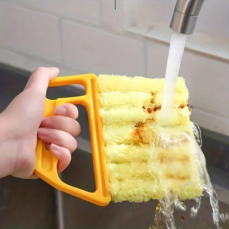 CleanSwipe – Fenster- & Jalousienbürste für schnelle, gründliche Reinigung